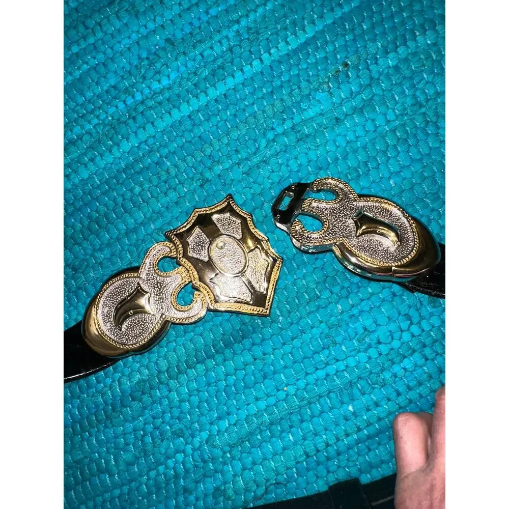 VINTAGE ALEXIS KIRK DESIGNER ALLIGATOR GOLD SILVER BUCKLE ADJUSTABLE SIZE BELT